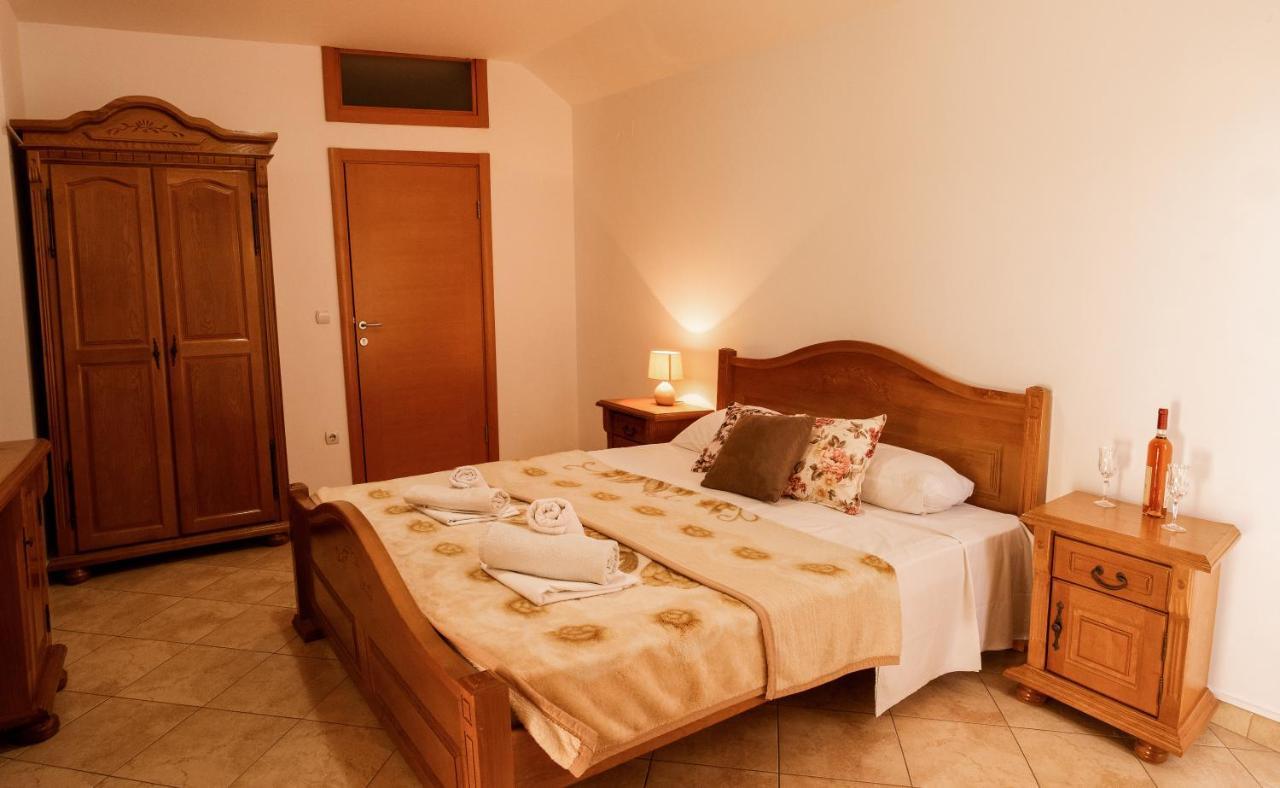 Apartments And Rooms Marija Budva Exterior foto